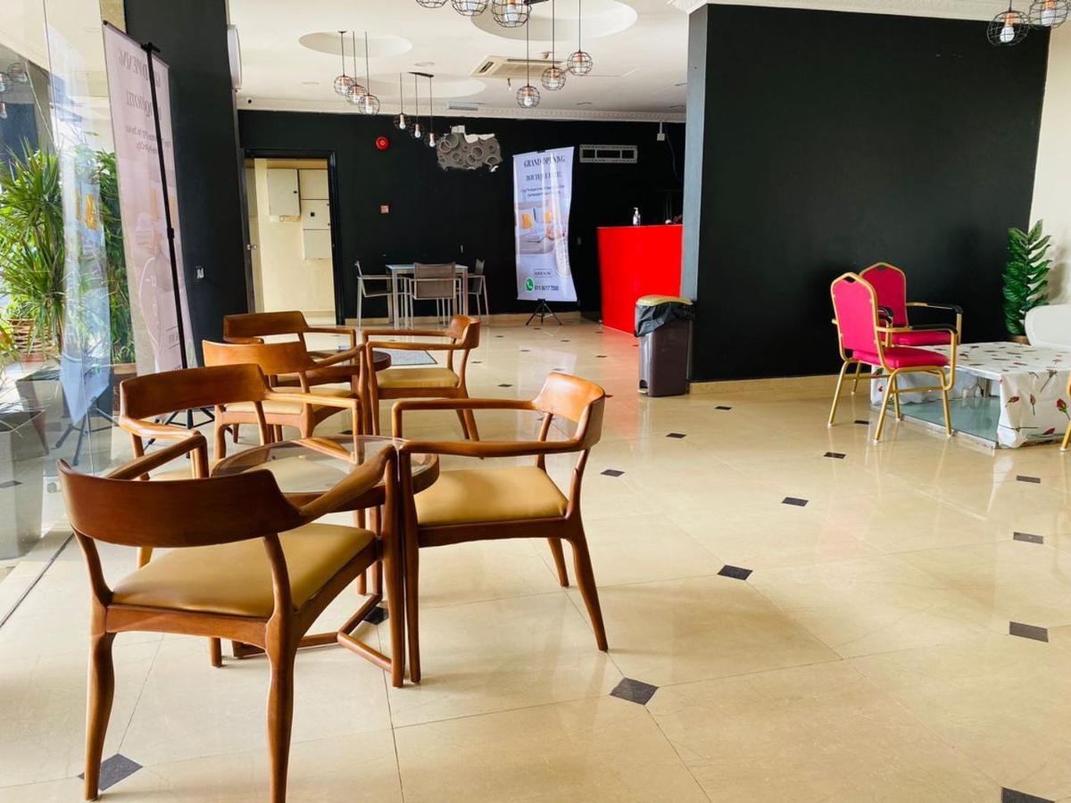 Surya Boutique Hotel Klang Luaran gambar